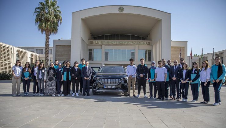 Türkiye’nin yerli otomobili Togg, Erbil’deki Maarif Okulu’nda tanıtıldı